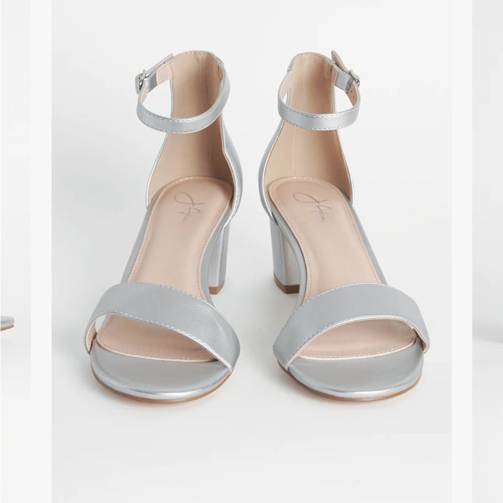 BRAND NEW SILVER BLOCK HEEL